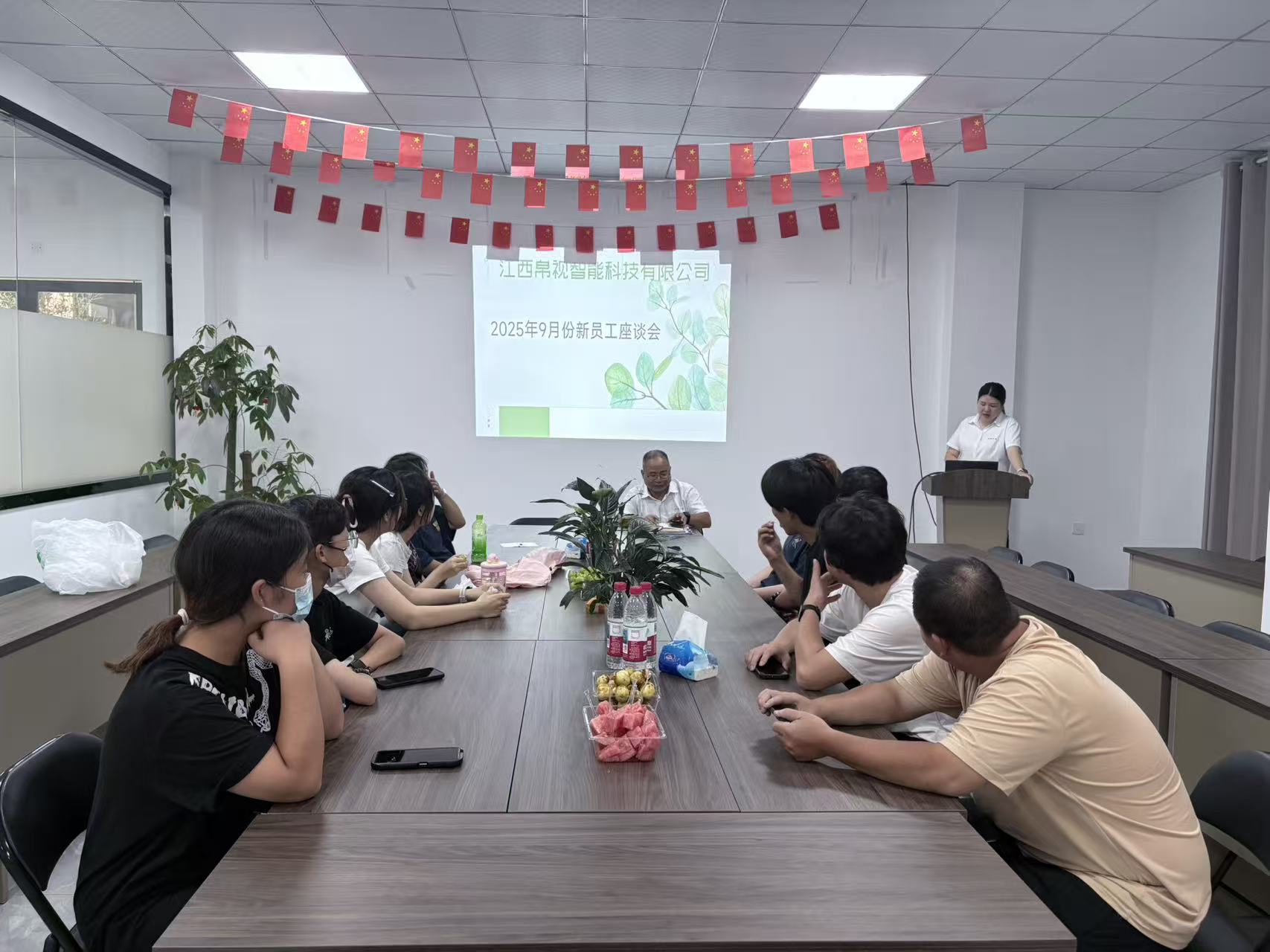 Hành trình mới bắt đầu | Hội nghị chuyên đề nhân viên mới của Silk Optical kết thúc thành công