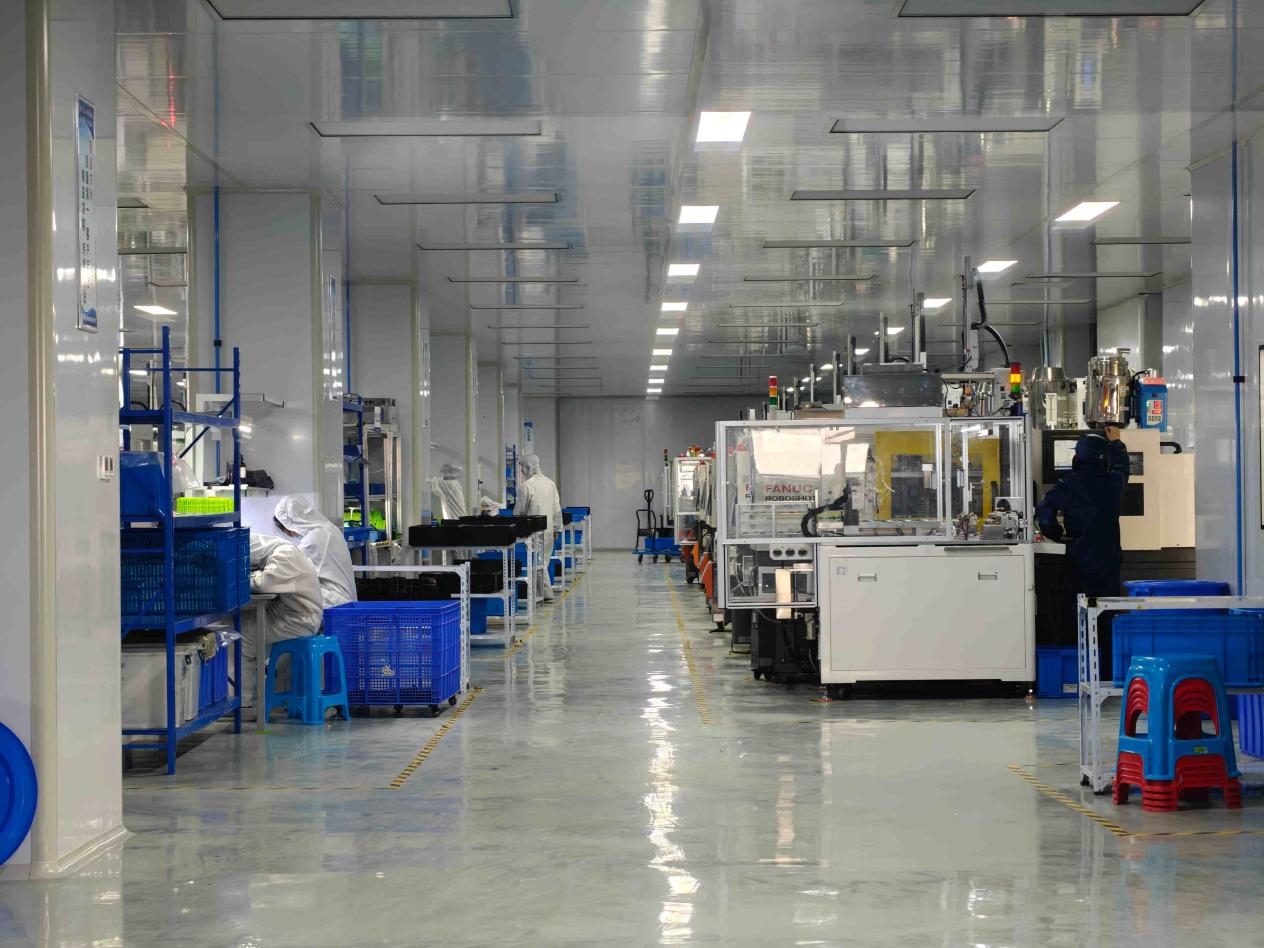 Công nghệ quang học BOSHI thể hiện trách nhiệm doanh nghiệp thông qua hoạt động chăm sóc người cao tuổi